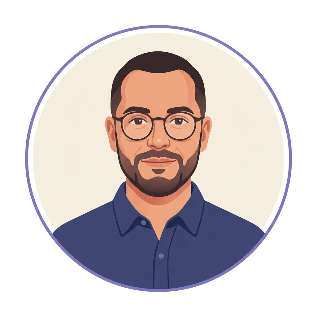 Portrait of Daniel Reyes, who writes the privacy and technology guides for Be Closer